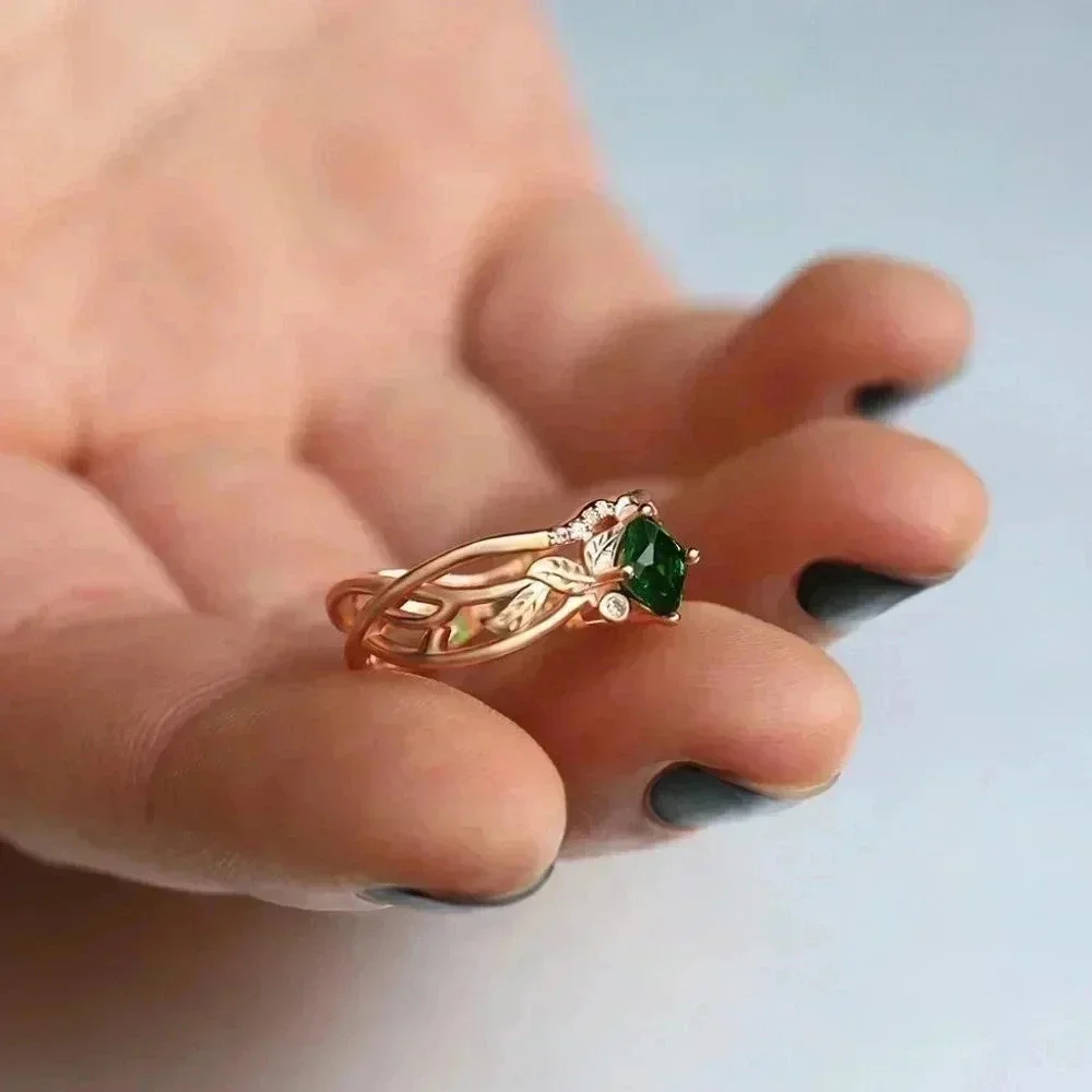 🌸Emerald Green Stone Ring Rose Gold Plated Anelli Ring, GPMB1499